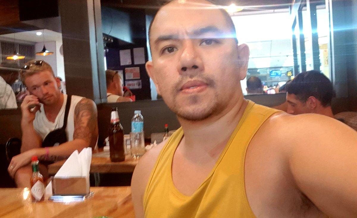 ian_marcos's tweet photo. Needed to buy a new tee as the AC was not working Mactan Airport. Well no worries bought a new Tee and just have a cold beer while maing pa cute w the #afams.
#daddy #bear #altercebu #potatoqueen #afamista #lgbt #gay #gaybear https://t.co/Lzk3mj85gb