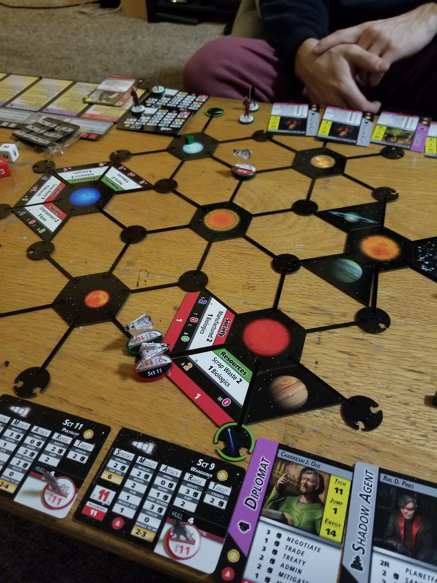 PlayDaring's tweet image. Happy #internationaltabletopday to all you games out there! 🎲🃏🎲🃏