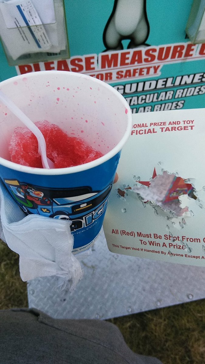 RBrownGreenClub's tweet photo. Beaumont California Cherry Festival https://t.co/vO3D3gyPjh