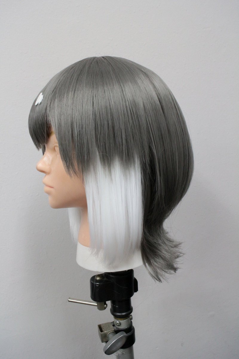 ট ইট র Fuwat Wig 白の毛束を使用してグラデーションを制作しています 色の境目も自然に 耳は後付けとの事でしたのでどこにつけても綺麗に見えるように全体の丸さにもこだわりました もちろん光部分も けものフレンズ コツメカワウソ 風wig