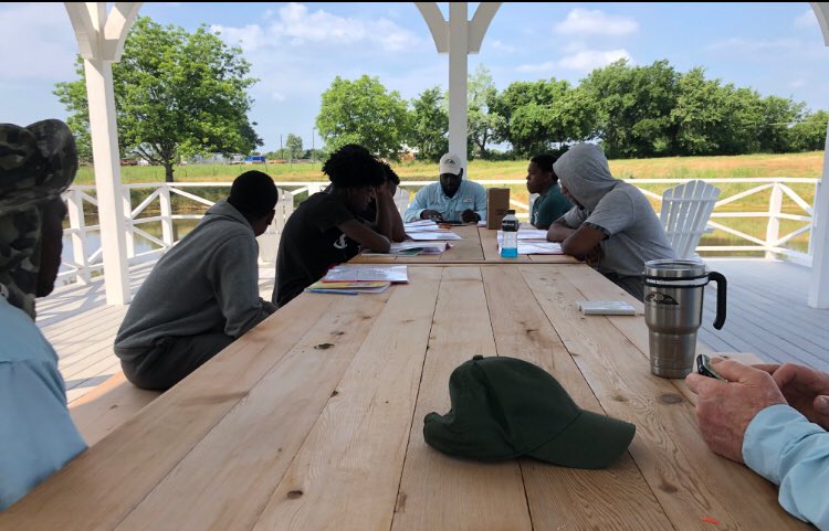 thurm_III's tweet photo. This weekend Rivertree Farm has it’s orientation  for its 2019 Summer Apprentice Program. These 7 guys over the next 8 weeks will grow in favor with each other, stature from physical work, and wisdom by working with master craftsmen. https://t.co/df88ydhIpC