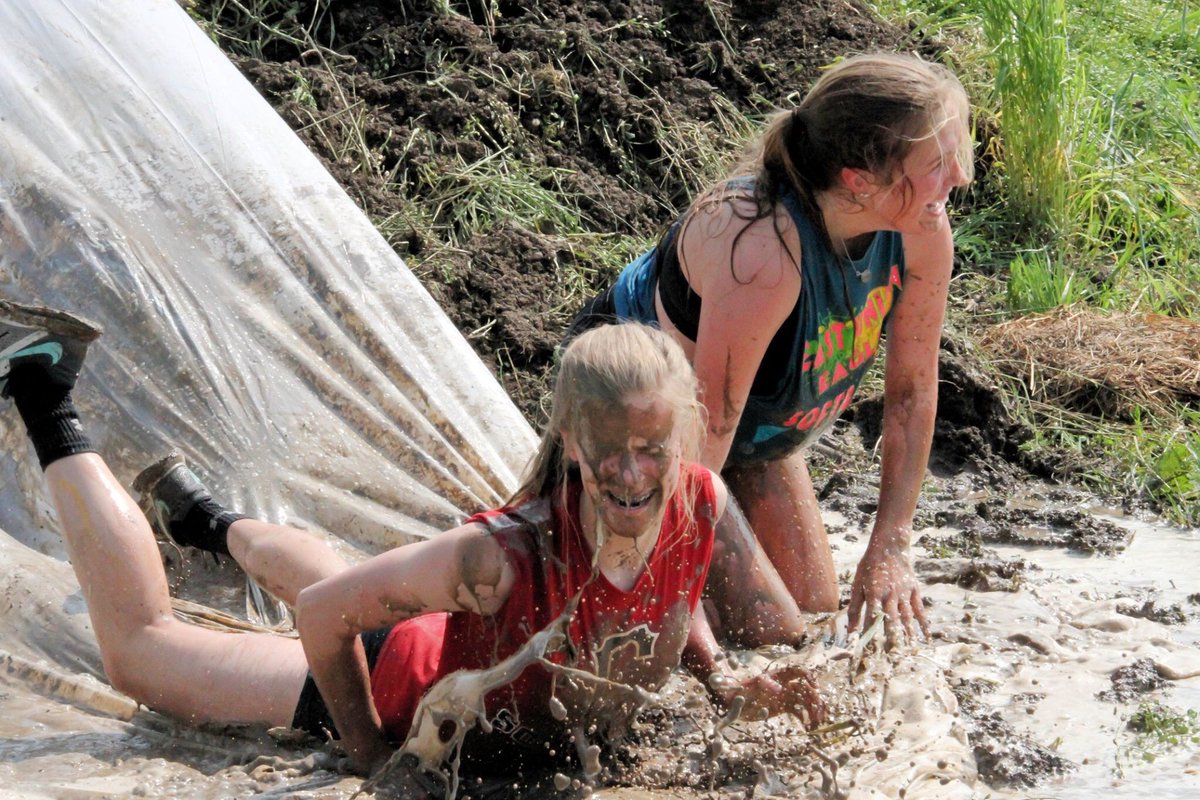 runucf5k's tweet photo. Lots of muddy fun was had by all today! Thank you to everyone who sponsored, volunteered, or ran. It wouldn’t have been a such a HUGE success without you! Year 3 ✅ https://t.co/uiwThO3pm0