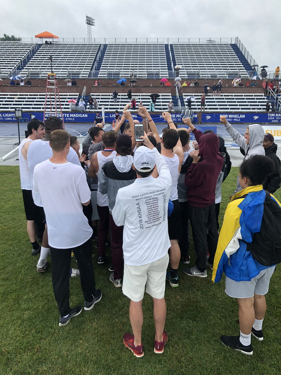 thornsberry44's tweet photo. Two days later and the excitement for @HCcougarsXC & especially @keetont4444 is still going! What you did young Buck was awesome to witness. #TripleCrown #StateChamps #StateChampion #ProudPop #15Laps https://t.co/X1e7tcBEHT