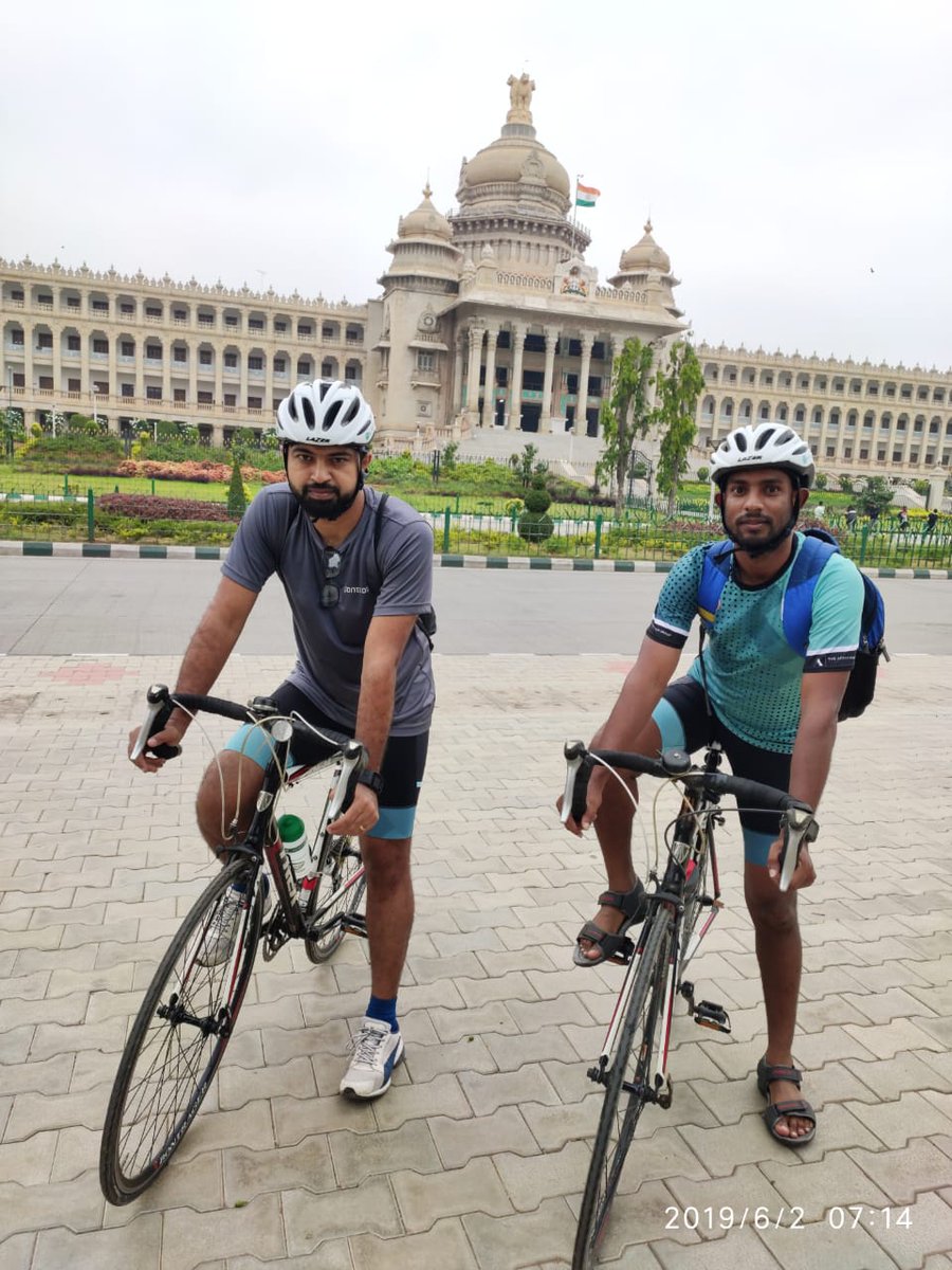deepakram26's tweet photo. #win4youth India Ambassadors' ๐ฎ๐ณ๐ด๐ด Early morning ride.. #PontoonIndia #PontoonSolution #PontoonProud #win4youthambassador #win4youthlanzarote #win4youthindia https://t.co/exSGiIAknN