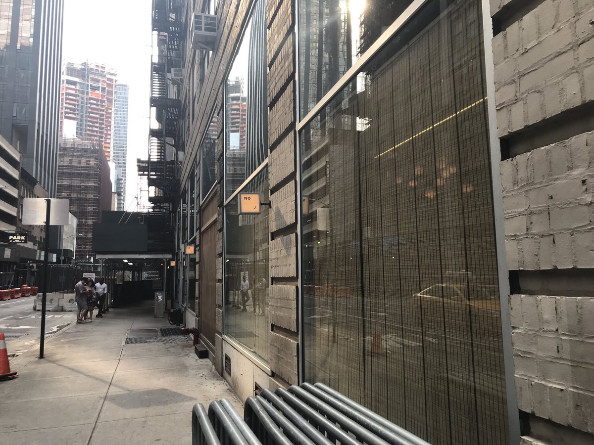 南山大学国際センター 同窓会 ニューヨークで南山同窓会が開催されました 大学 からは星野副学長と国際センター職員が参加 日本人卒業生だけでなく留学生別科の修了生も近隣やワシントンd C などから集まり 多くの参加者で盛り上がりました 同窓会