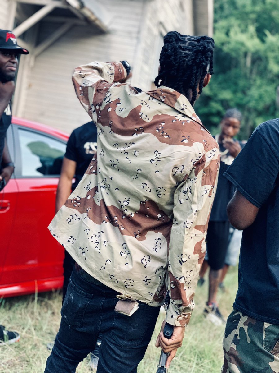 tadareaper's tweet image. Giving dis shit out for the free , But I swear it’s gone cost em some 💰🎞❗️#1st48 #OffTheStrength