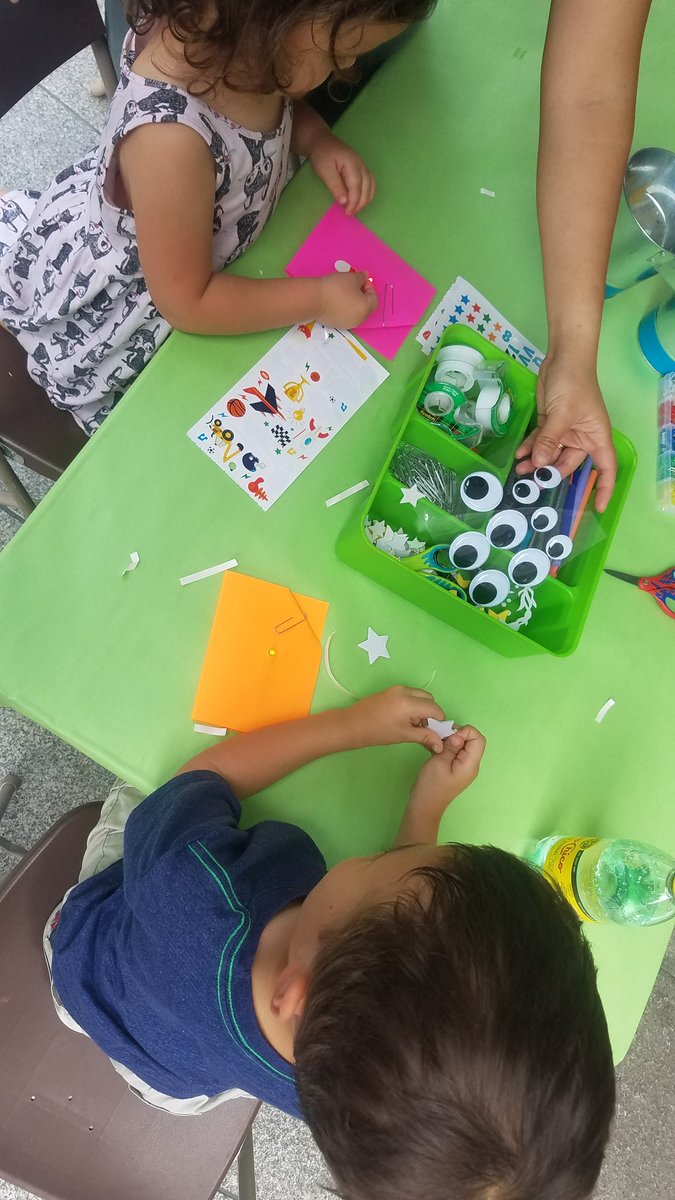 cweedenart's tweet image. Never too early to learn STEAM projects! Thanks @codeparkhouston