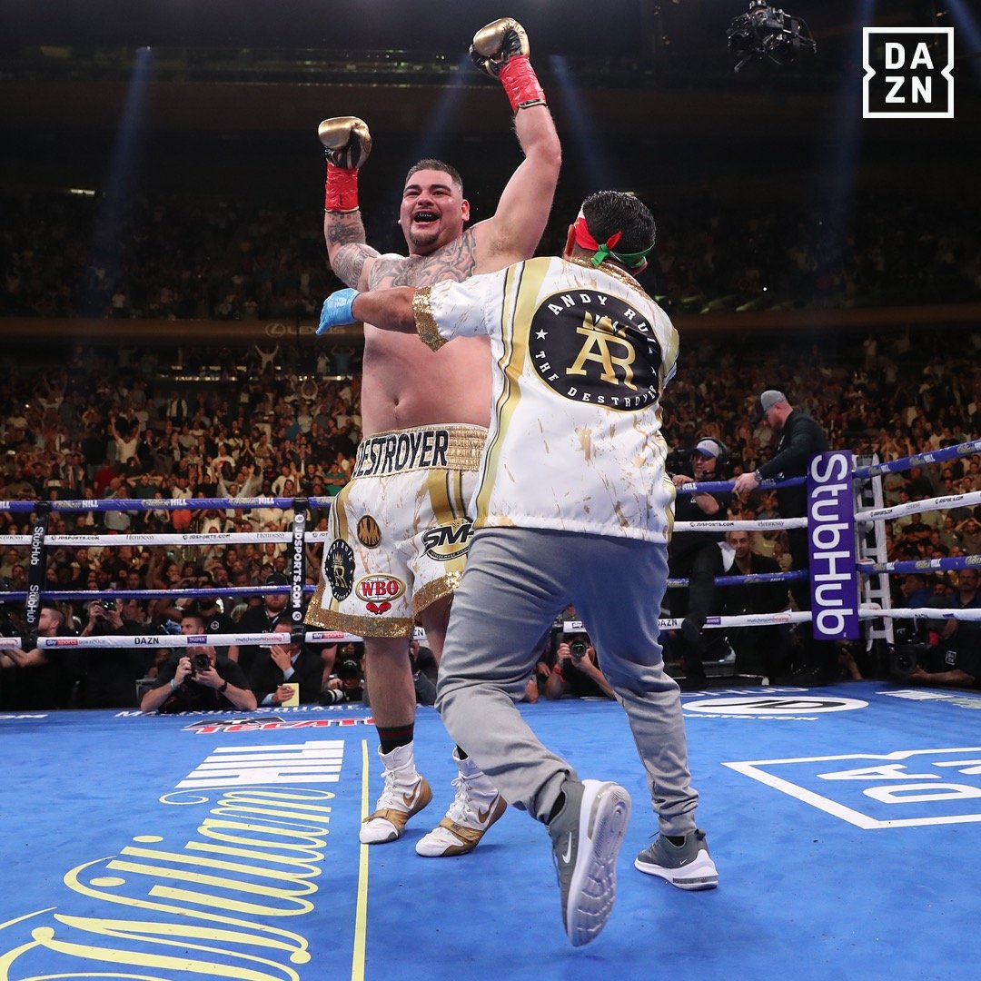 DAZNBoxing's tweet photo. ANYTHING IS POSSIBLE 

#JoshuaRuiz https://t.co/0G9LVtsdVB
