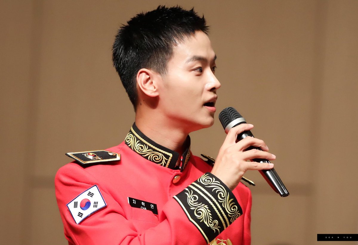 SEA_N_YOU's tweet image. 190530 윈드 심포니 정기연주회🎤
#육군사관학교 #군악대
#VIXX #N #빅스 #엔 #차학연 ❤️
#학연아좋아해 🖤 @CHA_NNNNN 

육사군악대 가줘서 고마워욘ㅠㅠ❤️