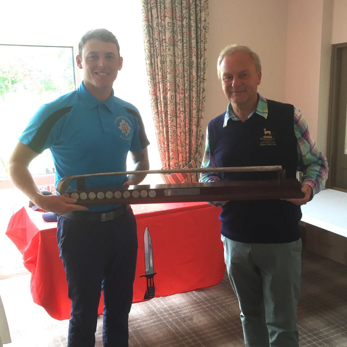 ArmyInfantryHQ's tweet photo. Great result for Guardsman Jordan Slater, Coldstream Guards, winner of the Infantry Golf Championships 2019. Shown receiving the Infantry putter from the Simon Denton, Gents Captain of Belton Park Golf Club. (1) #LeadersinLeadership @ArmySportASCB https://t.co/pR9OzaQLKs