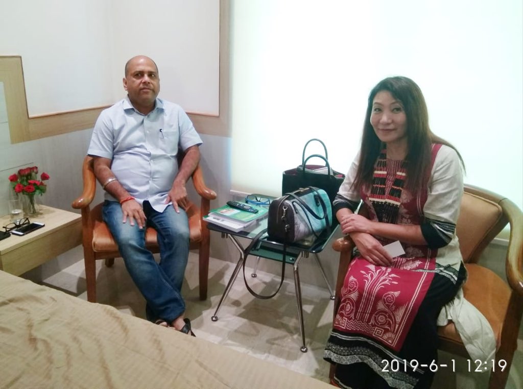 lindanewmai's tweet photo. We (BJP for Northeast, Delhi team) congratulates two of our Assam BJP’s MPs Kripanath Malla (Karimganj) and Pradeep Roy (Silchar) yesterday at Assam House.
#TeamDelhi #BJP4NE #NorthEastForModi
#ModiSarkar2 https://t.co/RlSTOEAazk