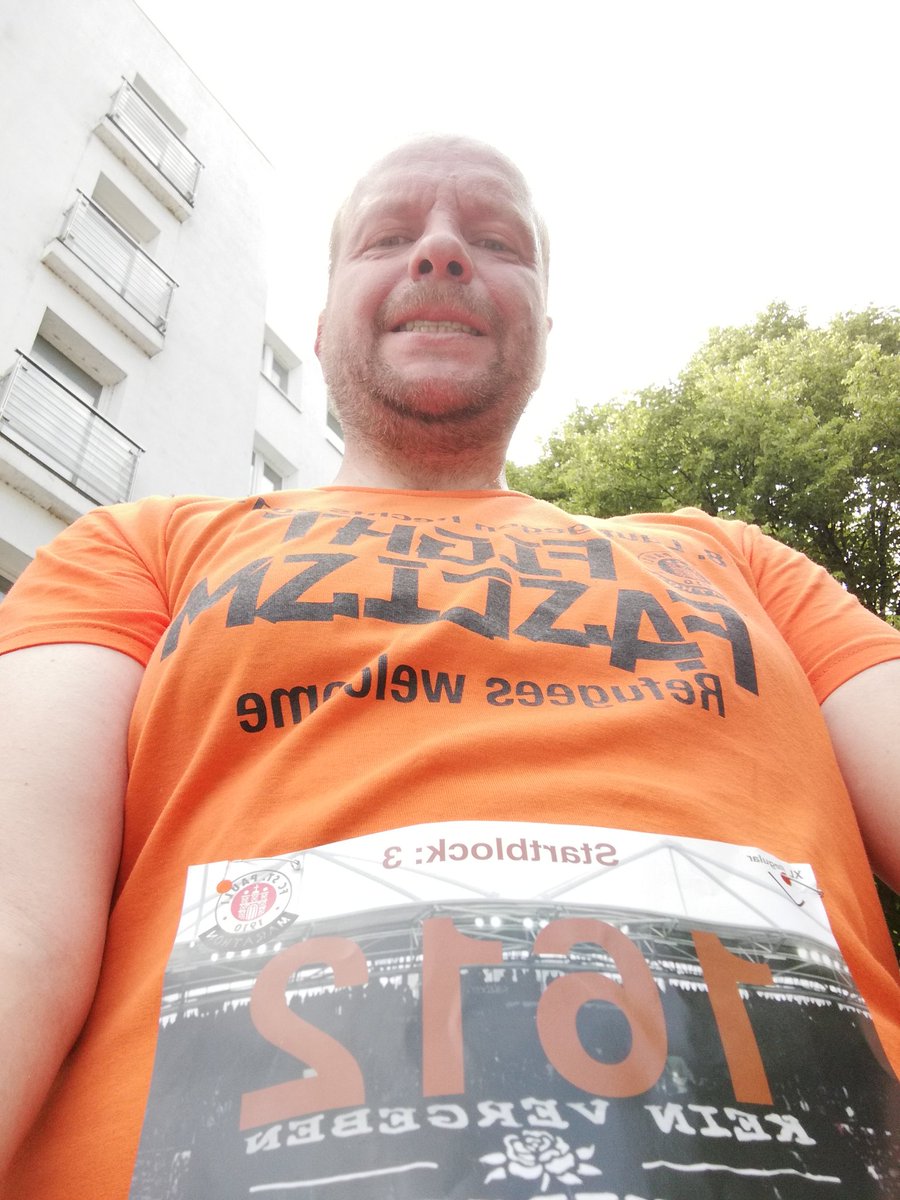 alienzee's tweet image. 