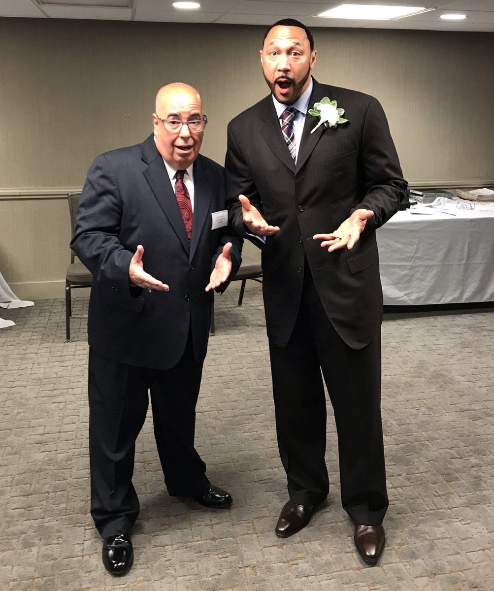 chrisshovlin's tweet photo. Posing with @CharlieBatch16 at the #WPIAL #HallofFame Dinner in #Pittsburgh Congrats, Charlie in your induction & thanks for all you do for kids through your @BestoftheBatch Foundation #WPIALHOF https://t.co/Lh509297z5