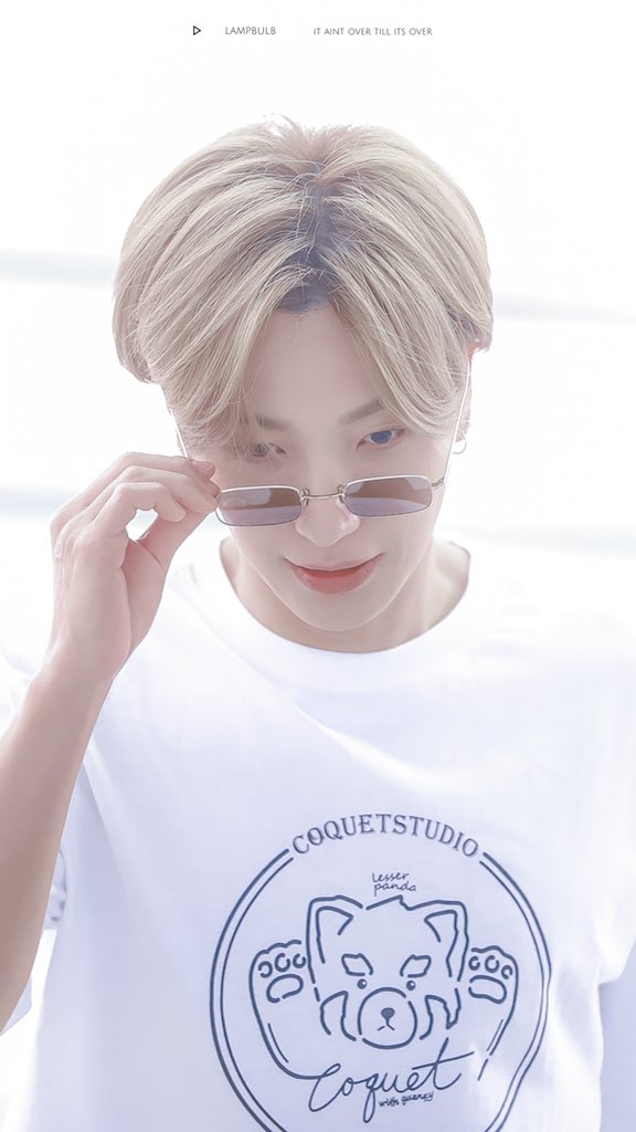 BULBLAMP's tweet photo. #Leeteuk 
190531 ICN✈️BKK Departure https://t.co/ksCaRQuDHa