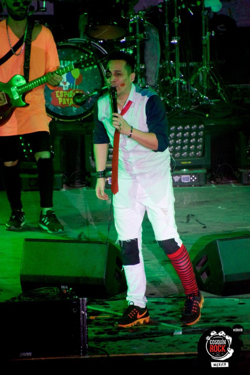 Tremendamente locales <a href="/LOSCALIGARIS/">Caligaris</a> , gracias por estar en <a href="/CosquinRockMx/">Cosquin Rock México</a>