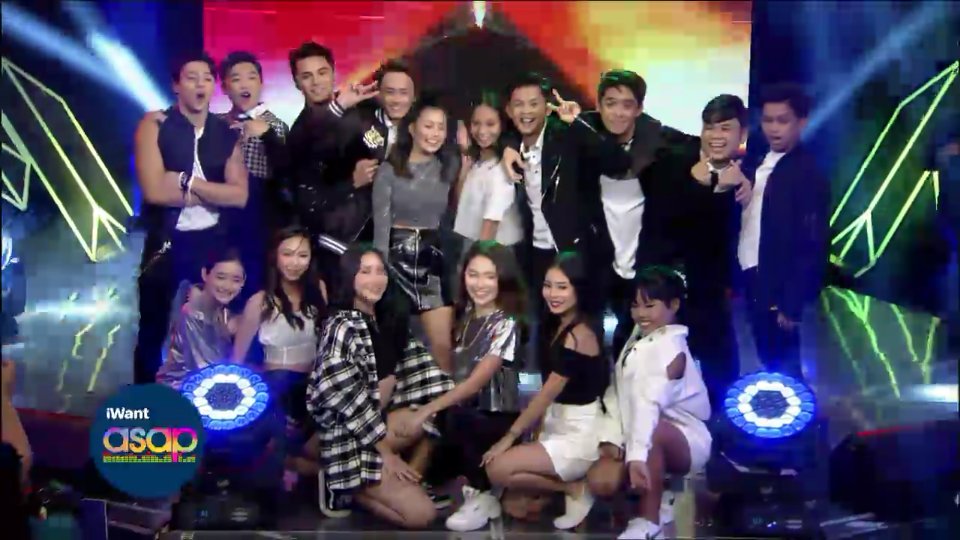 jobellecantos1's tweet photo. PPBB otso batch three ex housemates and big four on iWantASAP

#SHOIYENoniWantASAP https://t.co/rXhCRoArbi