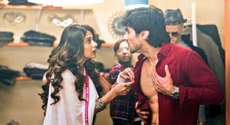 Promise Day 190: We deserve to see  #JenShad in a new show together. They are two of the most talented actors ITV has & their pairing shouldn't go to waste. A beautiful story like  #Bepannaah was snatched from us but I pray some sensible people bring these two gifted souls back 