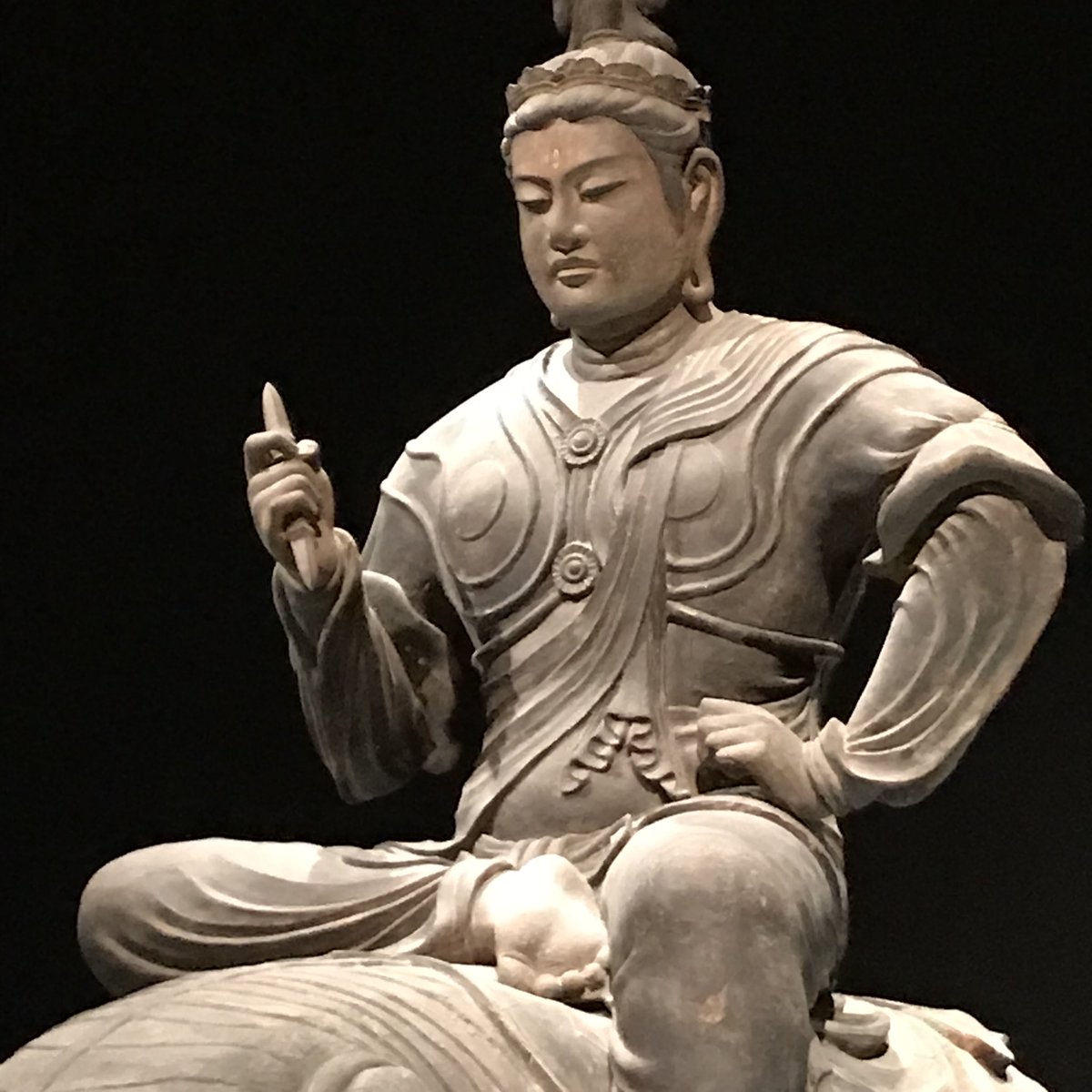 SsMakiko's tweet photo. 東京国立博物館の特別展
東寺・空海と仏像曼荼羅を観に行って来ました👀
仏像界のイケメン🤗と言われている
帝釈天騎象像の写真も撮れて満足満足❗️ https://t.co/DslkOKo67X