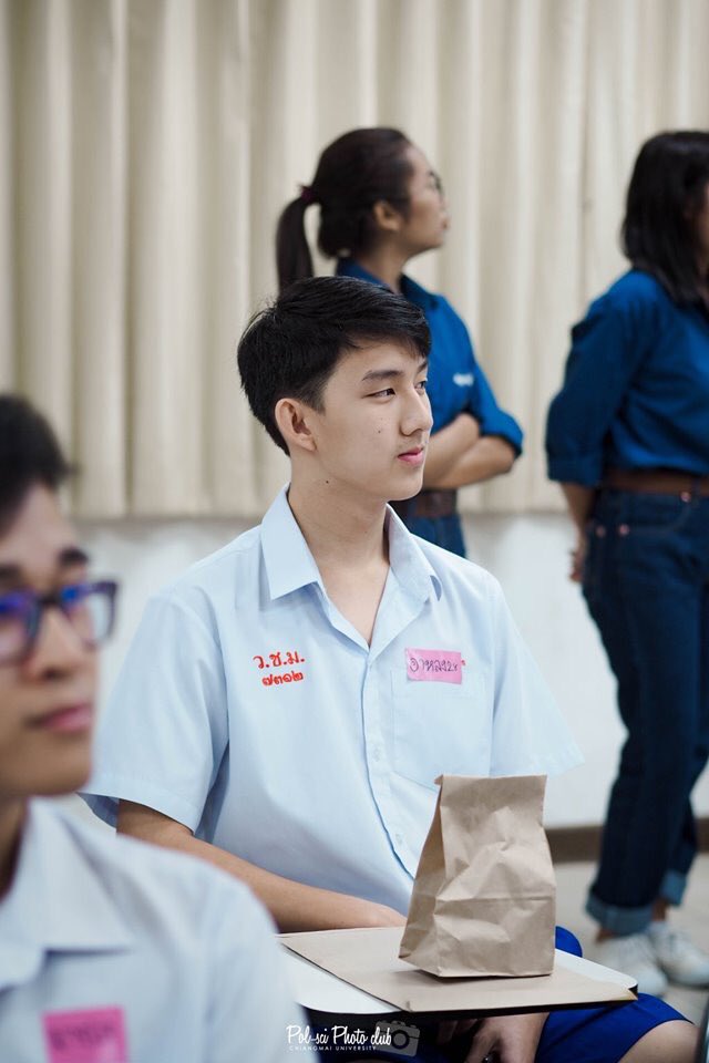 ช้างเผือกอยู่ในป่า tweet media