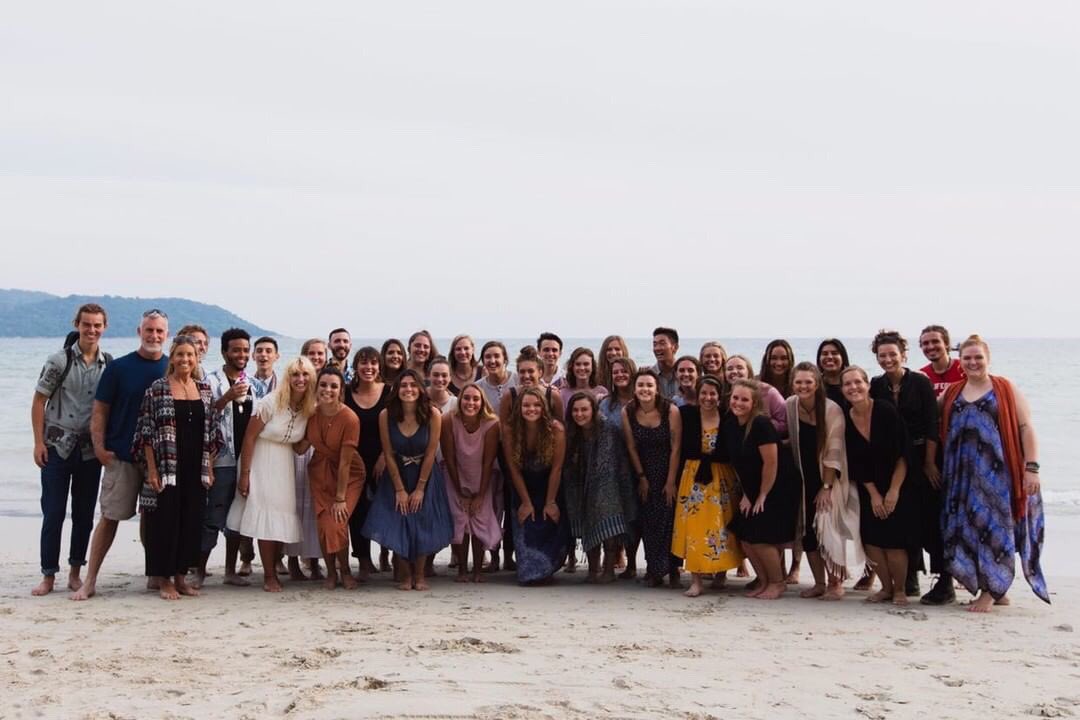 jordanmdaigle's tweet photo. Last photo with the people I’ve done life with for the past nine months.. unreal it’s all coming to an end but there’s never ending friendship that were made through this. 
Love is real. https://t.co/LIkkrsWU7X