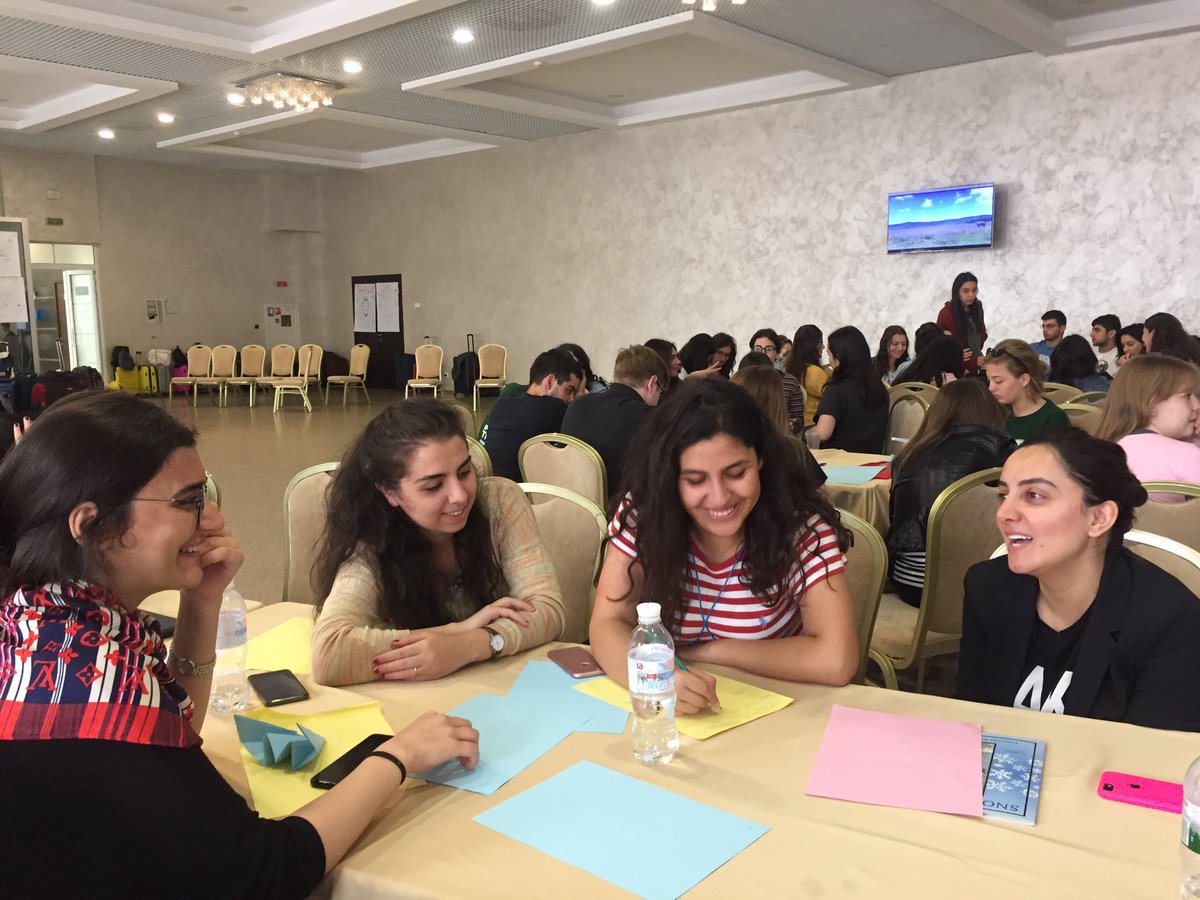 FLEXalumniAZ's tweet photo. On the last day of the #WYLETUA FLEX Alumni are brainstorming on what kind of projects they want to implement back in their home communities 😎💪🏻 #acglobal #exchangeourworld #flexalumni https://t.co/Cq9xA9ayiw