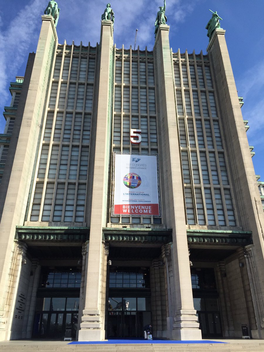 BecquartSophie's tweet photo. 115e Congrès des Notaires à Bruxelles c’est parti ! La Société Française du Cancer née en 1906 ne vit que des dons et legs... https://t.co/pkj4xCAzL1