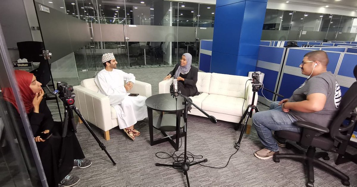 كل ضيف نصور معاه يبهرنا ويعطينا ثقة كبيرة في ابناء عمان و انهم بالفعل خير قدوة و قصص إلهام جميلة للعالم.متحمسين كثير صورنا مع الرائعة رميثاء البوسعيدي.بالفعل كانت حلقة ممتعة🌷
شكرا لكل الأشخاص في خلف الكواليس لتصوير و إعداد الحلقات
#يوتيوب #نجاح #قصص_ملهمه #عمان #مسقط #تنوير