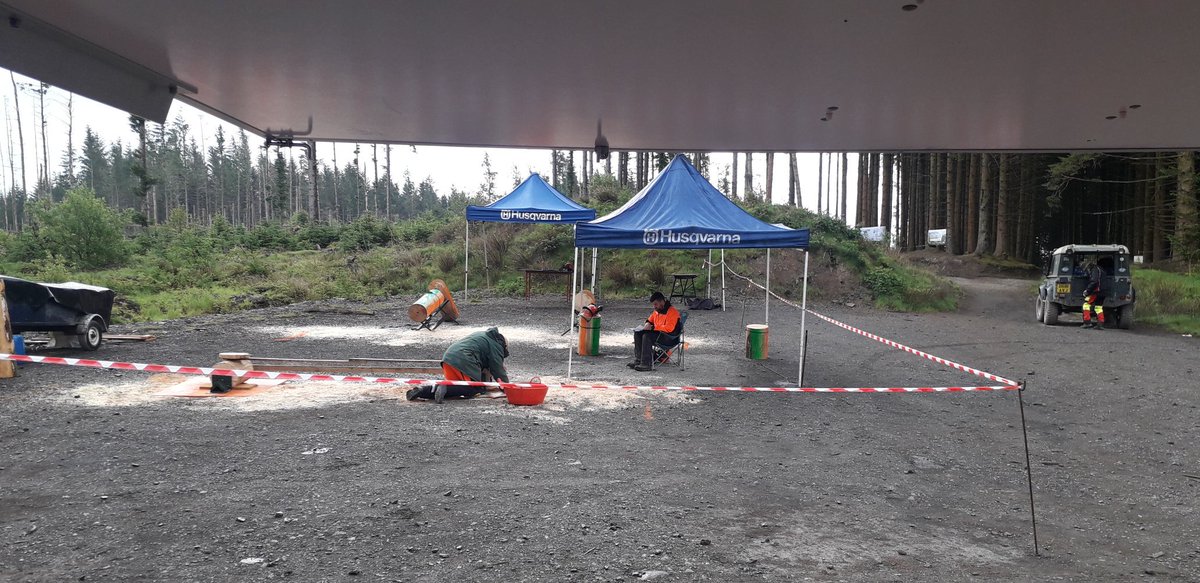 Darren Laurie tweet media