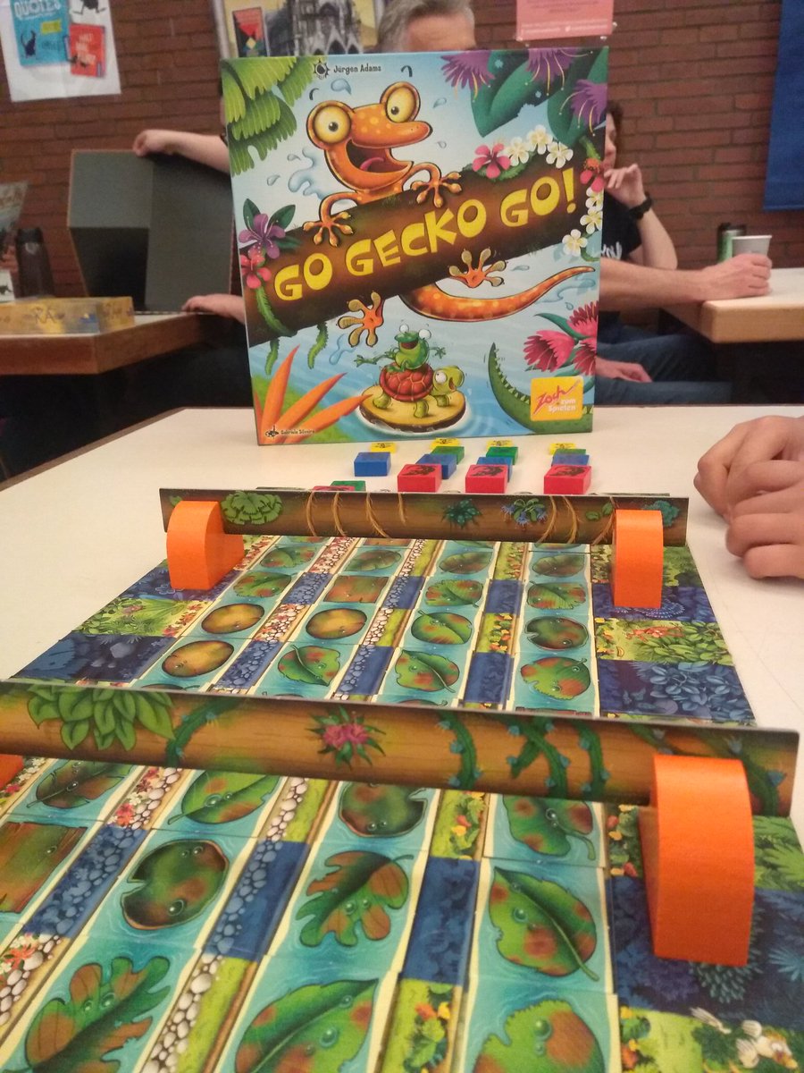 brettundpad's tweet photo. Gestern auf den Hamburger Spieletagen gewesen und mit den Kindern ein paar Brettspiele ausprobiert. #TalderWikinger #GoGeckGo #Funkelschatz #RingoFlamingo #Memoarr War schon ruhig und mit Kindern super besuchbar. #Familie #Brettspiele https://t.co/iGTzRkrTJg