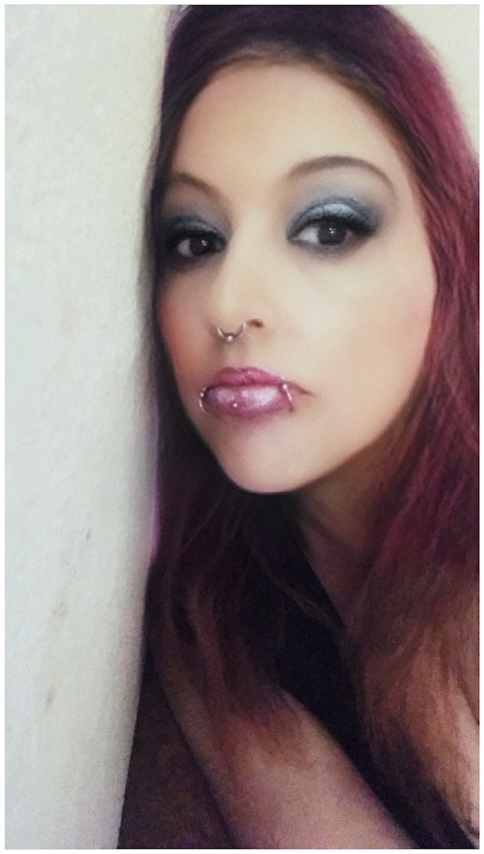 MistressLydiaD's tweet photo. Available Sunday AM and Afternoon with a scheduled session. To begin scheduling process text 919-234-7128. #ChapelHillMistress #SoundingSunday #SissificationSunday #TheTopFemDom #MyDarkPlaySpace #NCMistress #OnlineSession #LiveSessions #FinDom #geminisrule https://t.co/P1JU6o3T7R