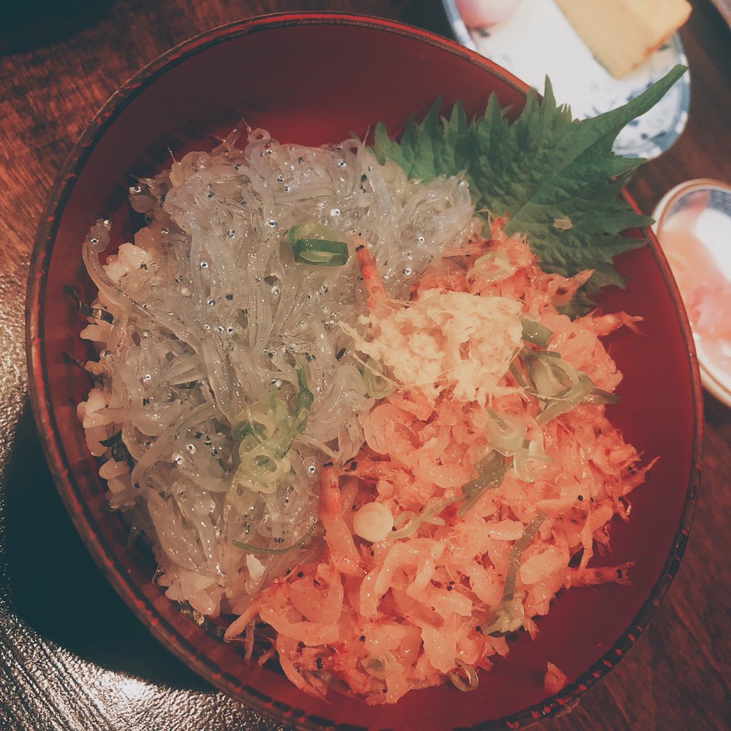 eeeeeemili's tweet photo. ご飯食べるためだけに静岡きた https://t.co/d8P43N9qU1