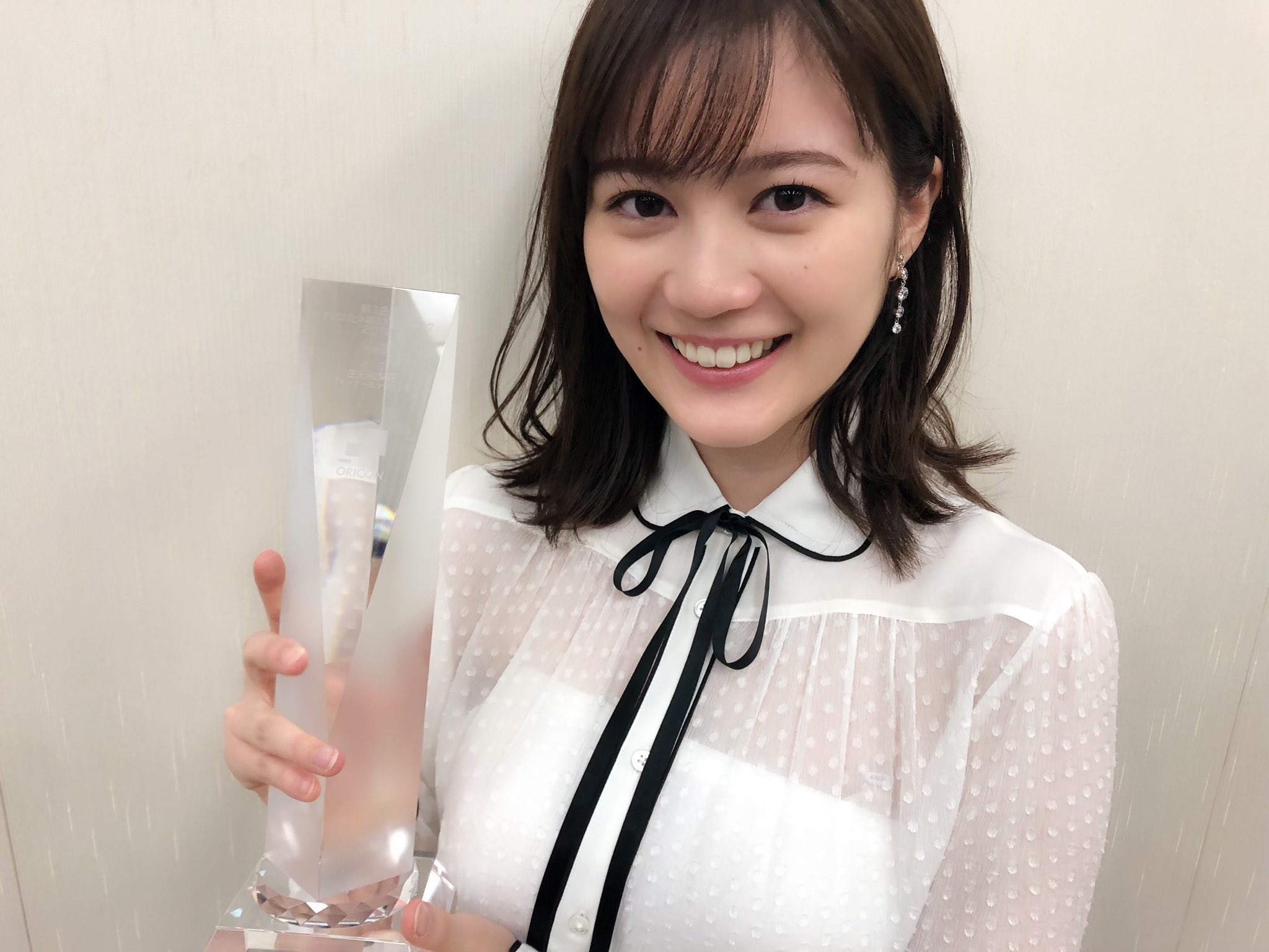 生田絵梨花写真集インターミッション 公式 Erika Newyork Twitter