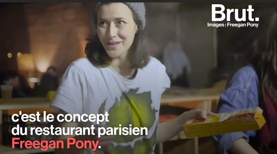 comsolidarite's tweet photo. #Antigaspi : "On peut récupérer jusqu'à 5 tonnes par jour et c'est infime par rapport à ce qui est jeté". @FreeganPony une cantine anti-gaspillage et solidaire 👏https://t.co/pp2B5SYZdR #gaspillagealimentaire https://t.co/Ym6FFQxYVw