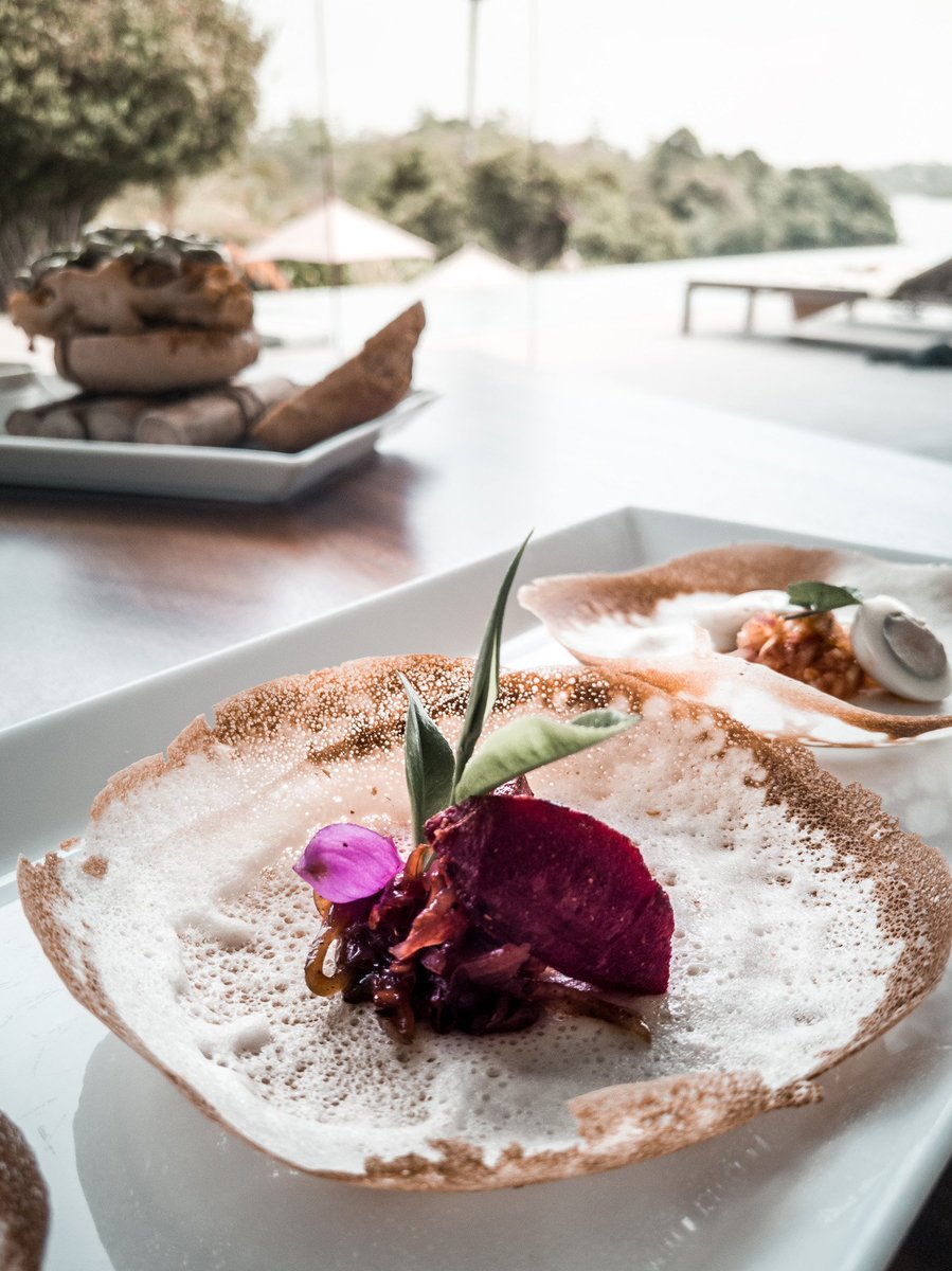 Tri Lanka tweet media