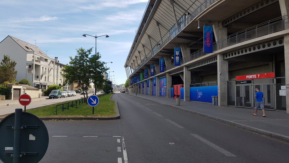 LBFoff's tweet image. Quand le @RoazhonPark passe en mode Coupe du Monde Féminine !
Tout savoir sur la #FIFAWWC à @metropolerennes : footbretagne.fff.fr/simple/le-mond…