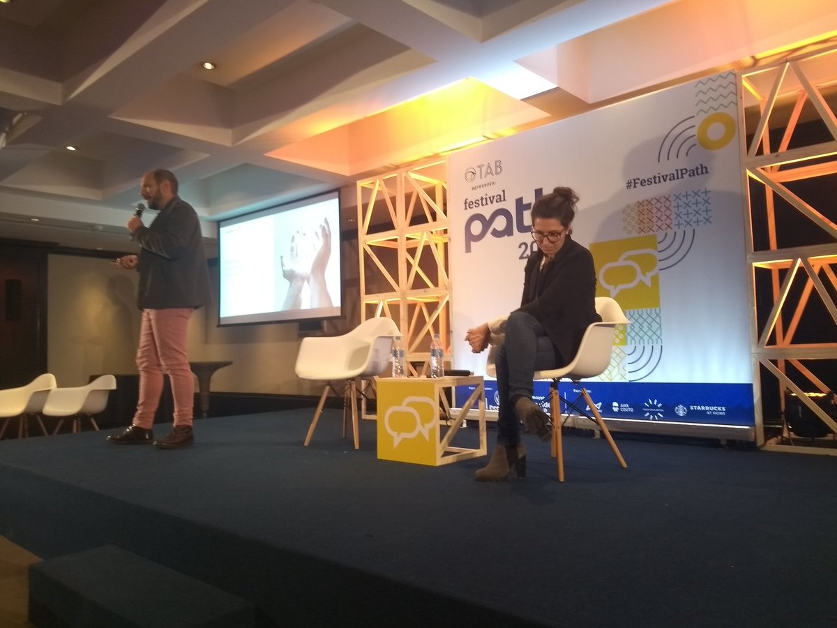 djvivizinha's tweet photo. "Novos paradigmas da saúde: é possível estar doente e ser saudável aí mesmo tempo?" - palestra agora no #FestivalPath https://t.co/dC9VPyhCdm