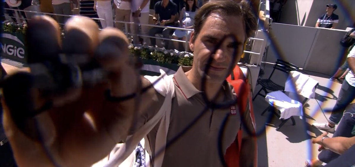TACHINHU's tweet photo. Roger Federer tu es le meilleur ❤️ https://t.co/aRkNS9S6yD