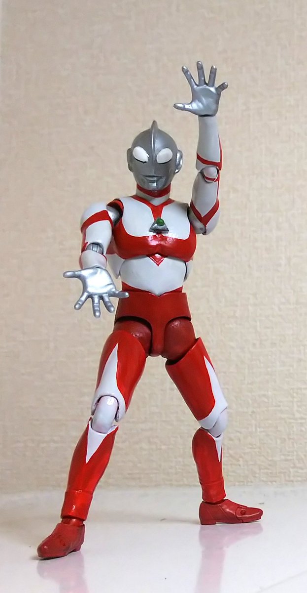 フィギュアーツ改造・ウルトラマンG、とりあえず完成。今回つや有りの