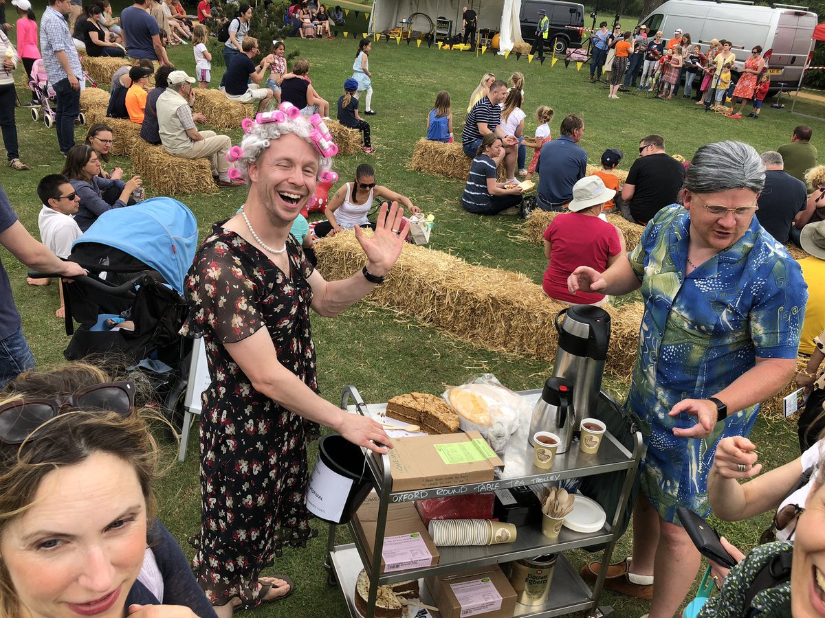 Anyone for cake? #headingtonfest #hf2019