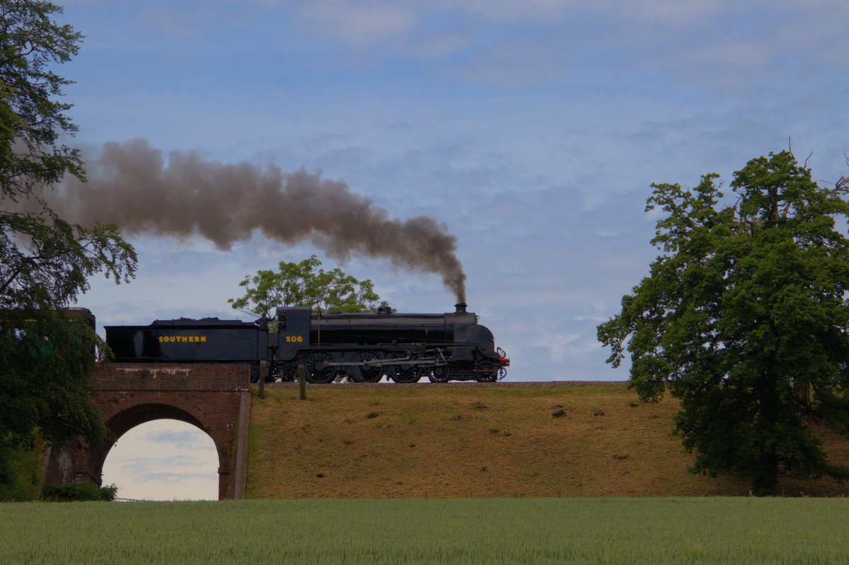 cln_weaver's tweet image. Blue Sky Launch, welcome back 506. @UrieSociety #506returns