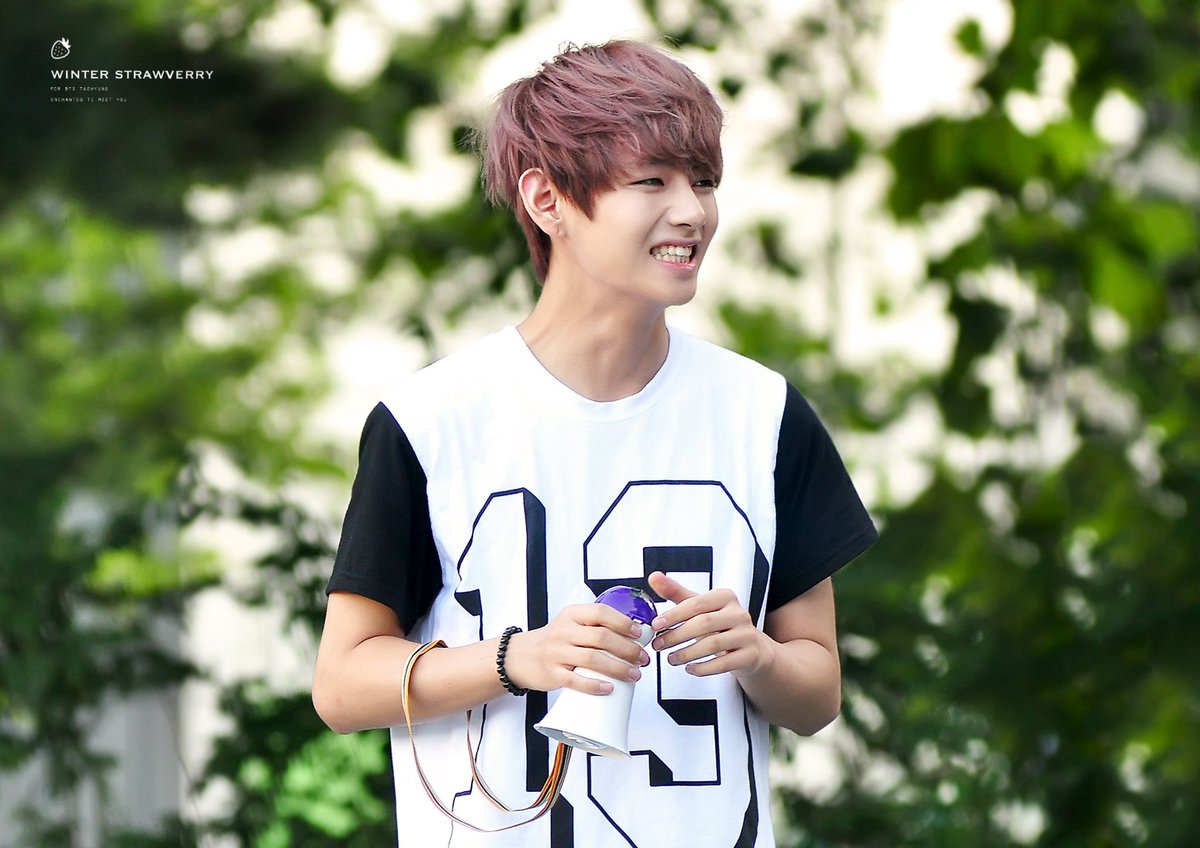 #태태쿵등장해쪄여_V
#ToMyBelovedV 
<a href="/BTS_twt/">방탄소년단</a> You are special since 951230, and extra special and precious to ARMY since 130602 💜