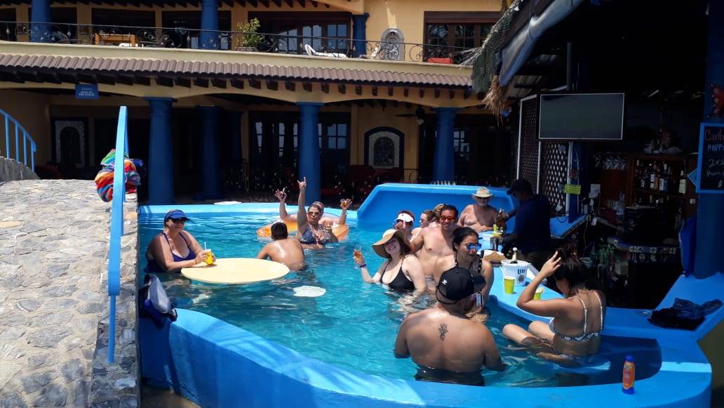 CaribeTesoro's tweet photo. 9am and it feels like 35C (95F)
Sunday Funday... Join us at 9:30 for Yoga in the Pool.
and when that's done breakfast too... just $12... Hosted by Yoga with Rachel D.
Spend the day with us cooling off (pool or pier.)
https://t.co/7RcWUgOTYk
#CaribeTesoro #CaribeTesoroRoatan https://t.co/56529WNH1b