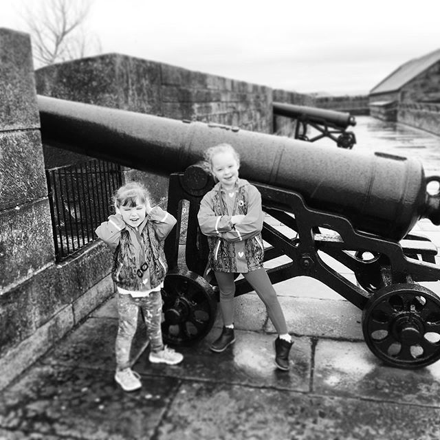 walkthedust's tweet photo. It was too wet to sit on the cannons so we had to improvise castle 🏰 https://t.co/fw2tu7cEJi https://t.co/x8APo5awAI