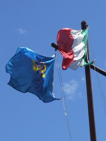 Del nostro meglio per educare ed essere buoni #cittadini. Viva la #Repubblica italiana. #2Giugno #FestaDellaRepubblica #seiscout
