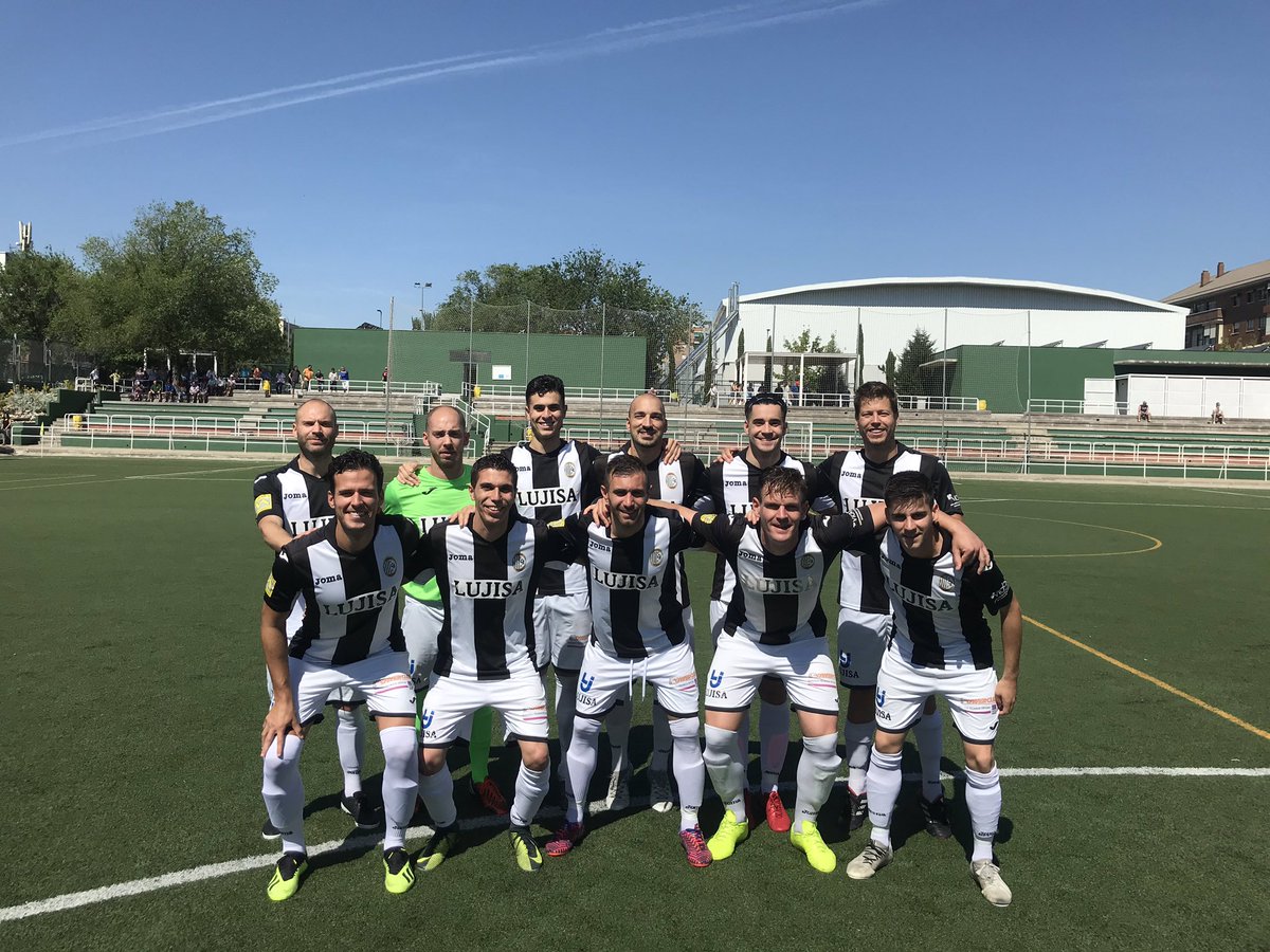 123Ciudad's tweet photo. Último 11 titular de la temporada del @123Ciudad .Arriba: Alon ©️/David/ Héctor/ Cava/ Pablo/ Sanchez. Abajo: Naranjo/ Bravo/ Xixas/ Álvaro/ Rubén. #vamosciudad #aporelultimo https://t.co/sI5OzixKNg
