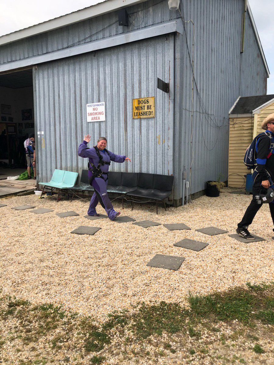 Mrs. Jones tweet media