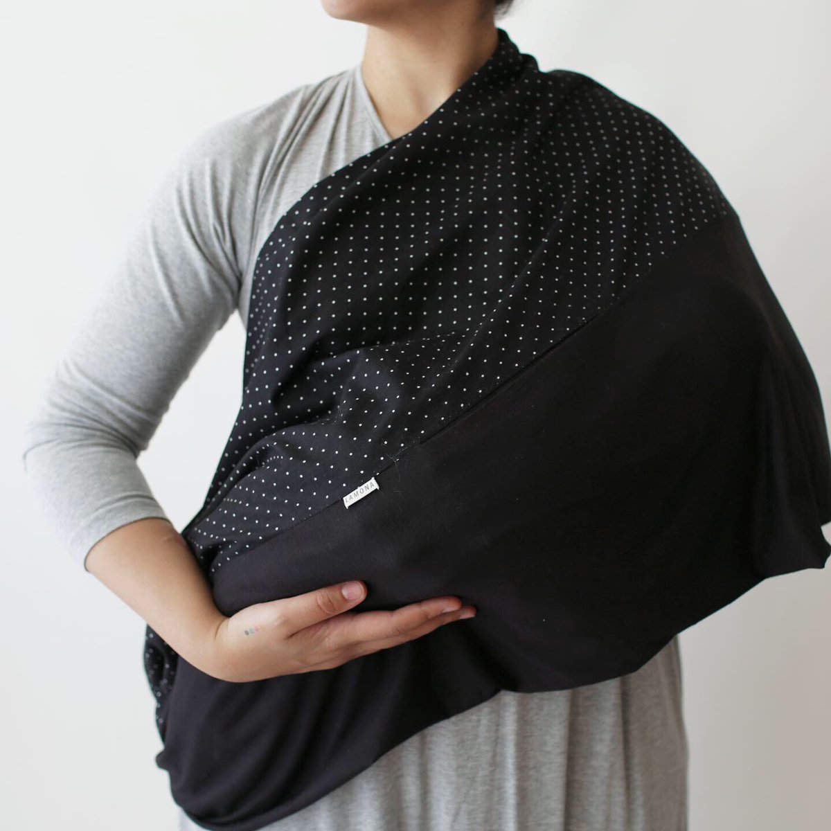 LamonaStore's tweet photo. Infinity breastfeeding scarf is now available online in very limited quantity. It’s simple, versatile and very practical. We designed it for every busy but fashionable mama. One size fits all 💛

#infinityscarf #lamonastore #lamona #breastfeedingcover #breastfeeding https://t.co/Ux72zx5Tfl