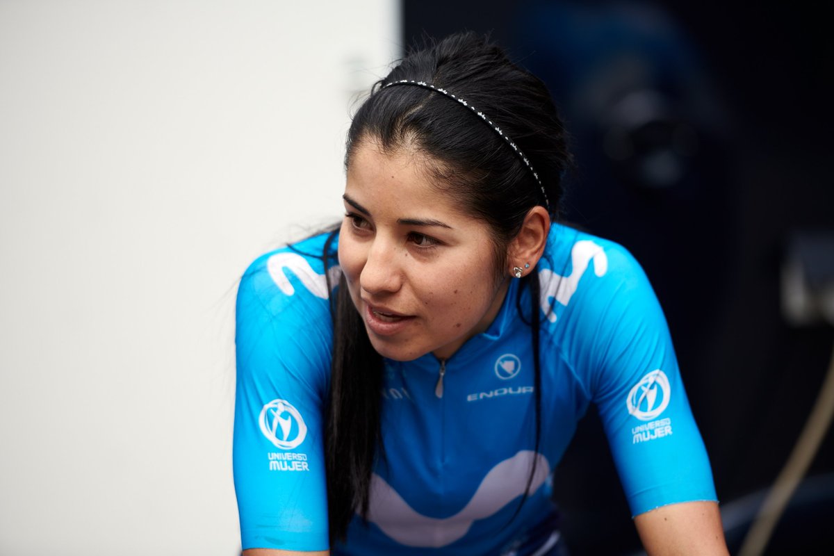 Movistar_Team's tweet photo. 🇩🇪 #LTLT19: Va a estar apretada la lucha entre la fuga de @paulapb291 y el pelotón en esta jornada final de Turingia. 10 km a la meta de Altenburg y 1'10".
En el @volvocar_es, por cierto, tenemos además de @pablopenkas y #Manolet a @albatr_96. ¡Mucho ánimo y que te mejores! ✊ https://t.co/DCuETeLfym