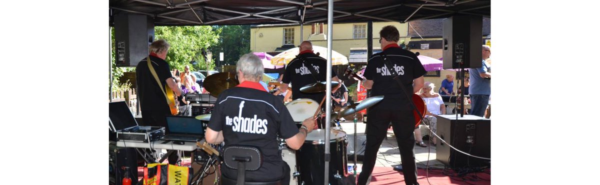 We have Billy Ocean's first band in the arena today!  Shades of Midnight kick off the entertainment at 12.30.

(Photo courtesy of their website).