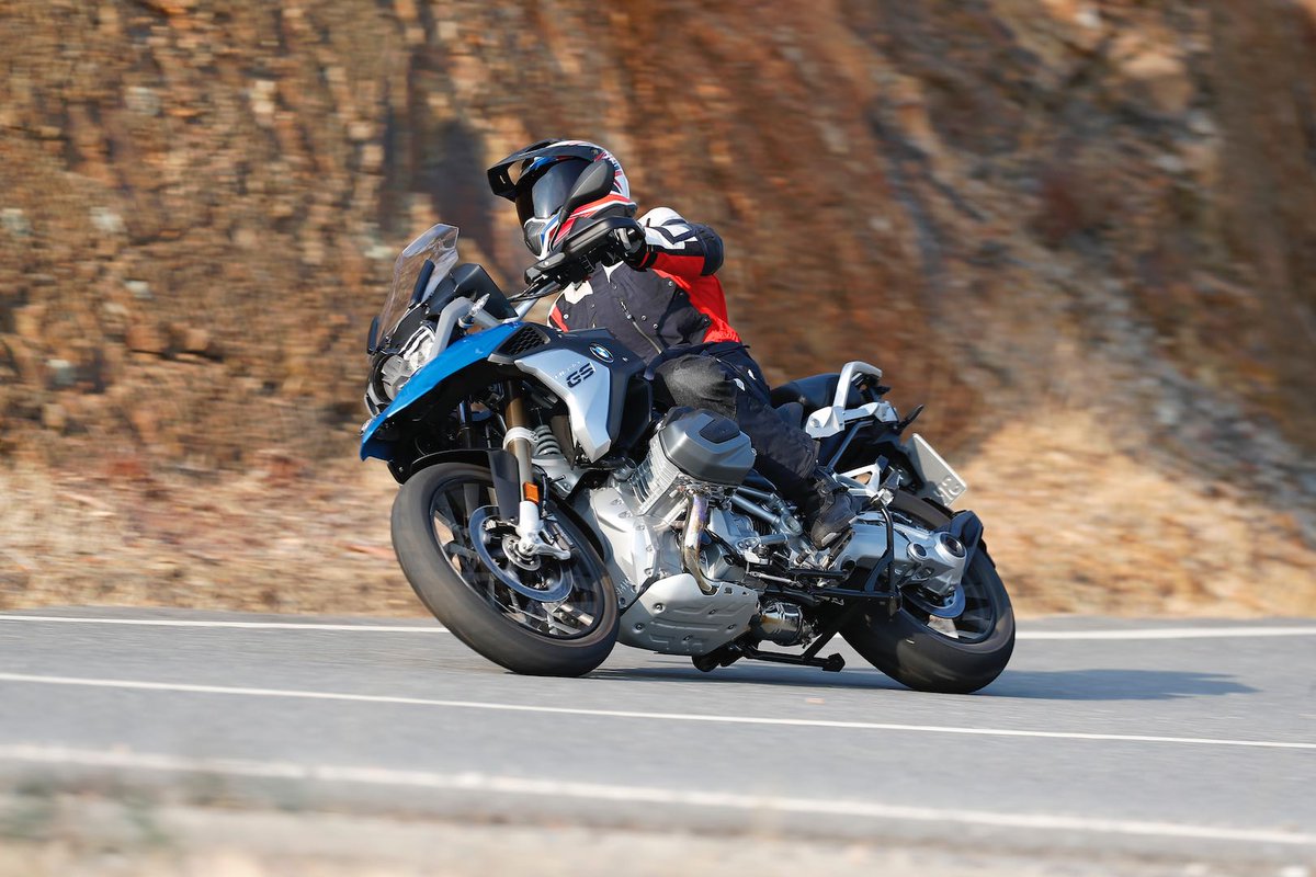 aceleromotor's tweet photo. Que os parece esta nueva BMW?
#motos #bmw
https://t.co/jGJJcWBK55 https://t.co/KMFhSZGlt4